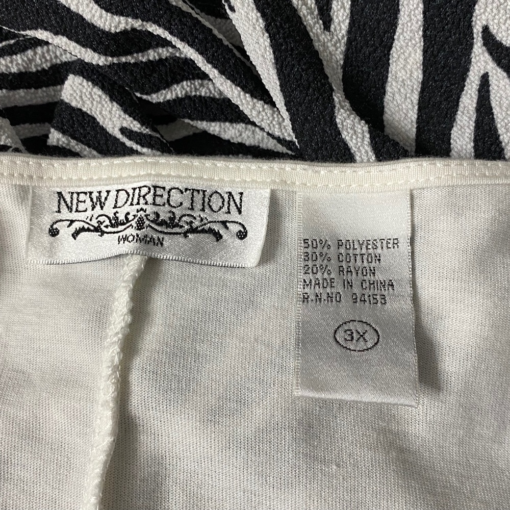 New Direction Zebra Plus Top - Picture 7 of 7